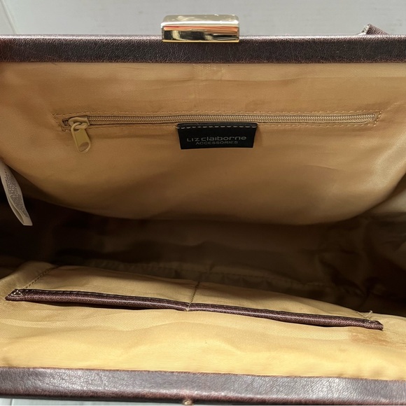 LIZ CLAIBORNE SHOULDER WITH A VINTAGE APPEAL - Picture 11 of 16